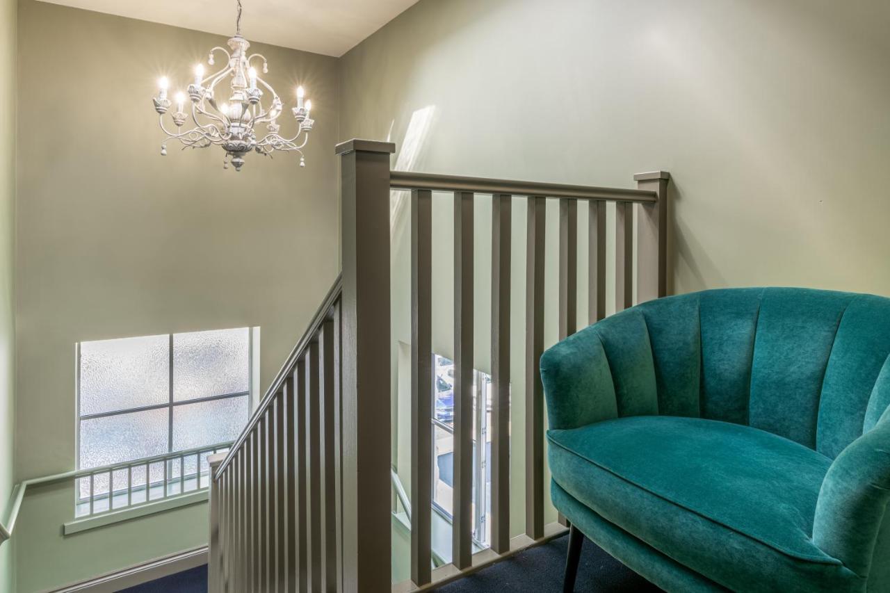 Apartment Large Stylish Studio In The Heart Of The *